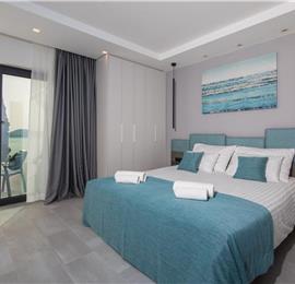 Luxury 5-Bedroom Villa with Sea-Views and Infinity Pool near Dubrovnik – Sleeps 10